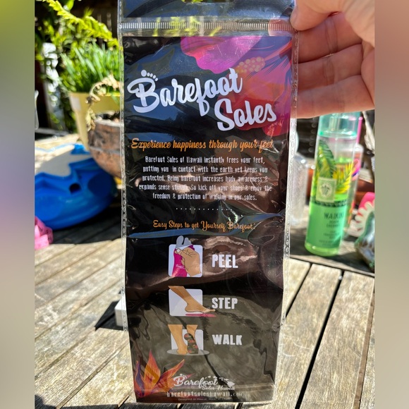 Barefoot Soles Hawaii “Hibiscus“ - Picture 3 of 5